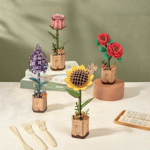 Rolife | Flower Wooden Puzzle 3D Model DIY Handicraft Valentines Day Gift