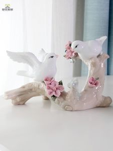 Modern Minimalist Ceramic Crow Entrance Living Room Decorations High-end Creative Gifts for Friends New Home Wedding Gifts