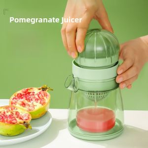 Portable Manual Juicer Orange Pomegranate Hand Press Lemon Fruit Juicer Small Kitchen Tool Plastic Body round Mouth for Everyone