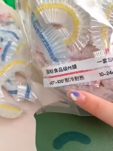 (Ready Stock) 100/500PCS Food Covers Disposable Plastic Covers Colored Elastic Covers Anti-Leak Covers Plate Covers Kitchen Packaging Bags Storage Bags Durable Not Easy to Leak Plastic Plastic Wrap PE Food Cover Food Stretch Bowl Lids