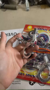 Móc treo đồ Xe máy Móc kim loại cao cấp chắc chắn (có nút bấm) - Loại đẹp