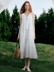 Elle | Youthful White Navy Collar Dress
