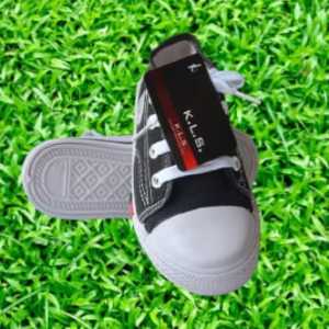 sepatu anak sekolah NBsepatu sekolah NB putih hitam tali panjang/septu seragam anak sekolah TK/SD/SMP/SMA/SMK/