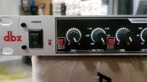 Crossover dbx 224xl +subwofer DBX 224xl 224xl