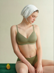 SUJILIANGPIN | Invisible Strap Bust Gather Support Anti-Sagging Underwear