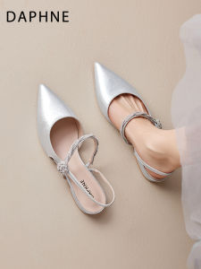 Daphne | French Style Pointed-Toe Rhinestone Flower Flat Sandals