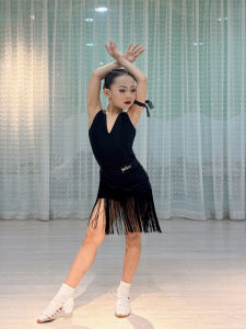 Áo Tập Khiêu Vũ Latin WMS2025 Dành Cho Bé Gái Cổ Chữ V Tua Rua Chuyên Nghiệp Mới Mùa Xuân Hè Khiêu Vũ Samba Rumba Cha Cha