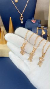 Y555 [COD]Kalung Huruf Kristal Asesoris Fashion Desain Sederhana Kalung Huruf Mahkota Wanita