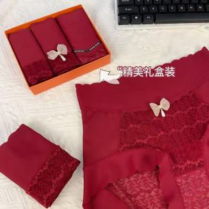 Luxurious Red Lace Triangle Panties High Waist Hip Lifting Tummy Control for Wedding And Chinese Zodiac Year Young Womens Underwear Set of 3