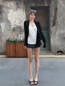 เสื้อคาร์ดิแกนถักสีดำแบบบางสำหรับผู้หญิงพร้อมสายรัดป้องกันแสงแดด แขนยาว เสื้อคลุมกันหนาวแบบสวมสบายสำหรับฤดูร้อน