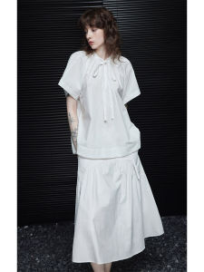 Moment Casual Chic เสื้อยืดแขนสั้นสีขาวสําหรับผู้หญิงสไตล์ Street หลวม Fit Pure Cotton เหมาะสําหรับฤดูร้อน 2024