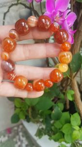 💌🌿💌Vòng mã não đỏ kiểu hạt bầu tròn to 15mm nhỏ 10mm nam nữ mệnh hỏa mệnh thổ đeo đẹp có 480k/1 chiếc ạ