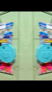 balon cabutan berhadiah kotak makan panjang