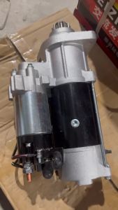 Đề 2800H 10 răng 3 tai 24v 8KW lắp cho xe ô tô howo đầu kéo các loại 10 răng phi 43 lắp cho xe tải nặng