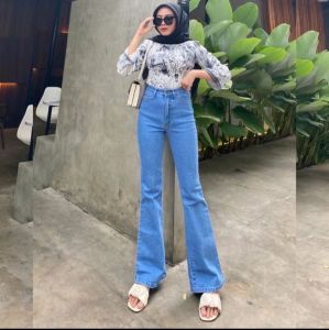 CUTBRAY HIGHWAIST JEANS WANITA  | HIGHWAIST  CUTBRAY JEANS WANITA