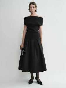 High Waist A-Line Mini Skirt Spring 2025 Early Spring Wool Blend Pure Color Texture French Style Umbrella Skirt Commute