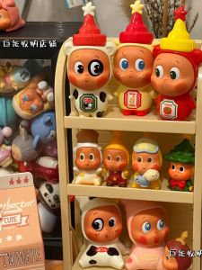 Bubbles Mart Star Man Blind Box Display Stand Storage Rack Dustproof Figurine Shelf Heartfelt Cute Particle Storage Box