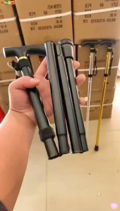 Trekking Pole Lipat Tongkat Gunung Anti Slip Tongkat Hiking Dapat Diatur 65-135cm