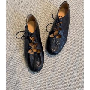 Retro Style Flat Bottom Ballet Shoes Womens Black Soft Sole Strap Gentle Style Large Size Shoes 41-43 Cross Buckle Fashionable Single Shoes