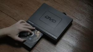 เครื่อง DVD/VCD/CD/USB เพื่อ VCR Player ด้วย HDMI และ AV สัญญาณ 1080P RW อัพเดทซึ่งสายสายเพื่อเล่นเพราะเครื่องเล่นแผ่นดีวีดี รวมเครื่องเล่น Mp3 และ USB 3.0 พร้อมสายสายสำหรับสายค่าที่น่าสนใจ