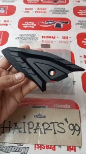 Cover step kiri L arm inner PCX 150 K97 2017 - 2021 original honda 50741K97T00ZA