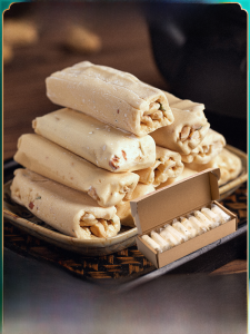 Fuzhou Specialty Peanut Sandwich Malt Sugar Old-Fashioned Handmade Original Flavor Dingding Malt Sugar Childhood Nostalgia Snacks