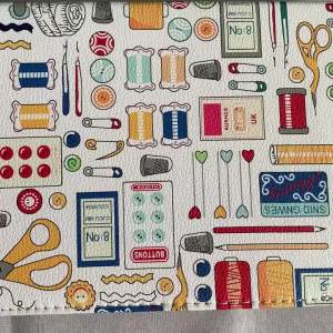 168/170pcs Sewing Kit Threads Needles Scissors Tape Measure Buttons for Year-Round Craft DIY Embroidery Handwork Sewing Tool Set