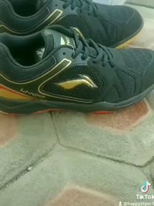 Sepatu Olahraga Batminton Super Quality/Sepatu Bulutangkis Pria