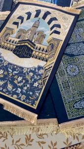 Sejadah Velvet 110X75cm Sejadah 3D Velvet Anti-Slip Smooth Surface and soft