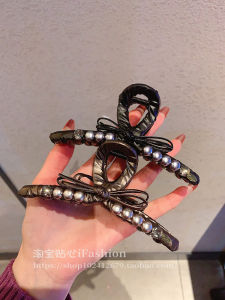 Korean Style Simple Pearl Butterfly Knot Hair Clip Elegant Diamond Embedded Unique Shark Clamp Versatile Minimalist Design