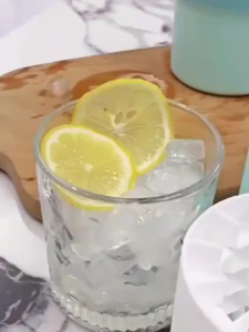 Silicone Ice Cube Mold Round Ice Bucket Summer Homemade DIY Refrigerator Freeze Ice Maker Creative Ice Cube Mold Barware Tools