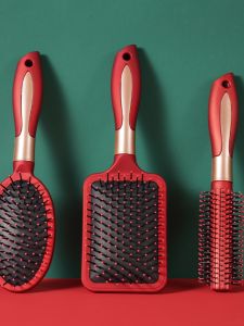 Red Wedding Comb Bridegroom Hairbrush Marriage Celebration Double Sided Airbag Comb Massage Hairdressing Tool Personal Care