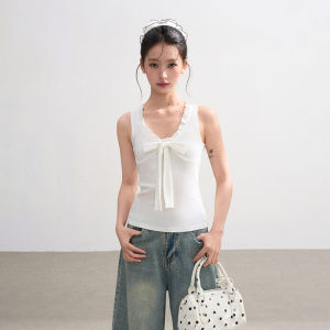 BAIDAIFEI | White V-neck Wide Shoulder Strap Camisole