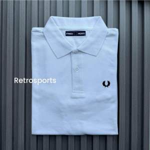 NEW ARRIVAL✅✅Premium and Classic embroidery logo poloshirt for men and women Cotton Crew Neck Casual