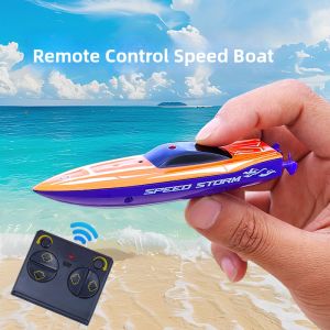 Happycow | Childrens Mini Rolling 2.4G Remote Control Boat Rechargeable Waterproof