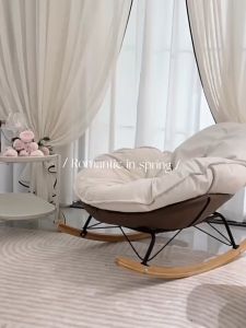 เก้าอี้โยก ห้องนอน เก้าอี้โซฟา โลหะเก้าอี้เลานจ์มีสไตล์สําหรับห้องนั่งเล่น