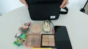 Simple Style Black Crossbody Casual Versatile Travel Fashion Small Bag