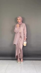 Couple Jemma Oneset 2 Look in 1 Satin Silk Inner+Outer Organza Setelan Kemeja Batik Kondangan Kekinian Ootd Wanita Terbaru Rok Lilit Baju Pasangan Bridesmaid Wisuda Pesta Elegan