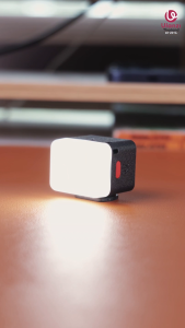 Ulanzi DG01 Cube Light ไฟ LED ไฟเซลฟี่พกพา ปรับแสงได้ 3 ระดับ แบตในตัว พร้อม Diffuser แสงนุ่มระดับโปร