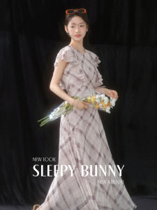 French Vintage Plaid Round Neck Ruffled Sleeves Slim Fitting Dress