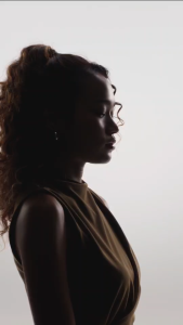 แดทส์ ลิต เฟส สติ๊ก บลัชออน คอนทัวร์ คิวท์เพรส Cute Press Thats Lit Face Stick