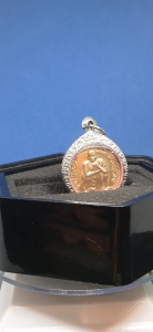 泰國近代3大圣僧之一龙婆坤(坤爷)BE2539圣僧法相电镀金铜牌已包好不锈钢佛牌壳Rare Collectible Famous Item- One of Thai recent Top 3 Monk Master Lp Koon Self Image Rian