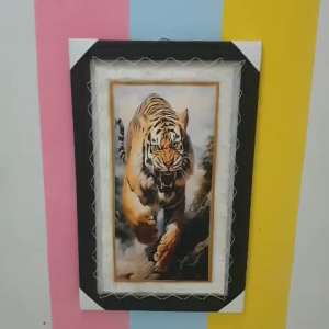 Hiasan Dinding Lukisan Harimau Orange Menerkam Jumbo Sablon Asli Kulit KAmbing