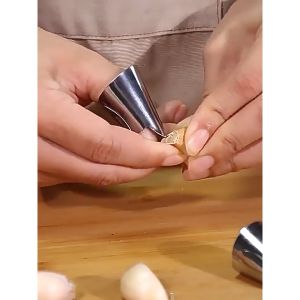 Dụng Cụ INOX Bóc Tách Hạt Ngũ Cốc Rau Củ Quả Bọc Bảo Vệ Ngón Tay Chống Xước Măng Rô -Lumbley