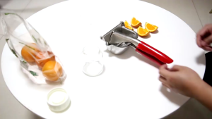 304 Stainless Steel Manual Hand Press Squeeze Lemon Juice Extractor for Orange/Lime/Grapefruit