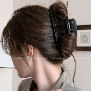 กิ๊บติดผมขนาดใหญ่ สไตล์พื้นฐาน กิ๊บติดผมแบบใหม่สำหรับผู้หญิง กิ๊บติดผมแบบหนีบผมที่ด้านหลังศีรษะ ทรงสัมผัสหรูหรา กิ๊บติดผมแบบหนีบผม