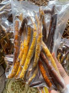 Trà Rễ hoàng kỳ nam tươi làm sạch hút chân không già