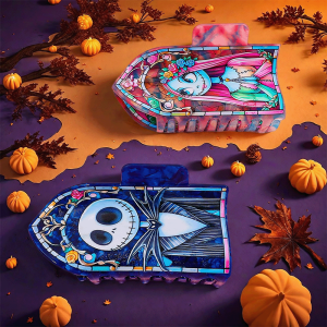 1PC/2PCS A hair claw with the theme of Disneys "The Nightmare Before Christmas".
