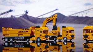 Đồ chơi xe đầu kéo xe ben bằng hợp kim và nhựa mở được cửa thùng chạy đà quán tính kích thước cực lớn