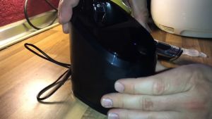 Trạm Sạc Và Làm Sạch Cho Máy Cạo Râu Braun Series 9 Braun Series 8...